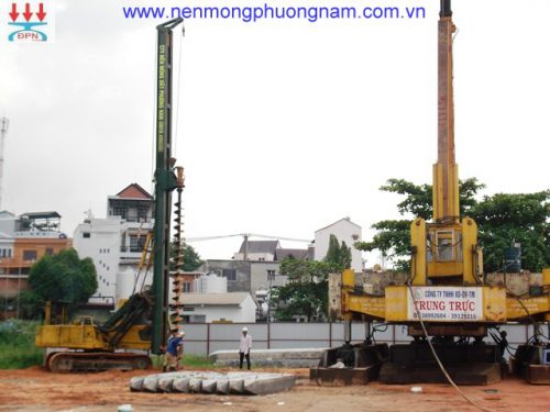 Thi công khoan dẫn ép cọc D400mm